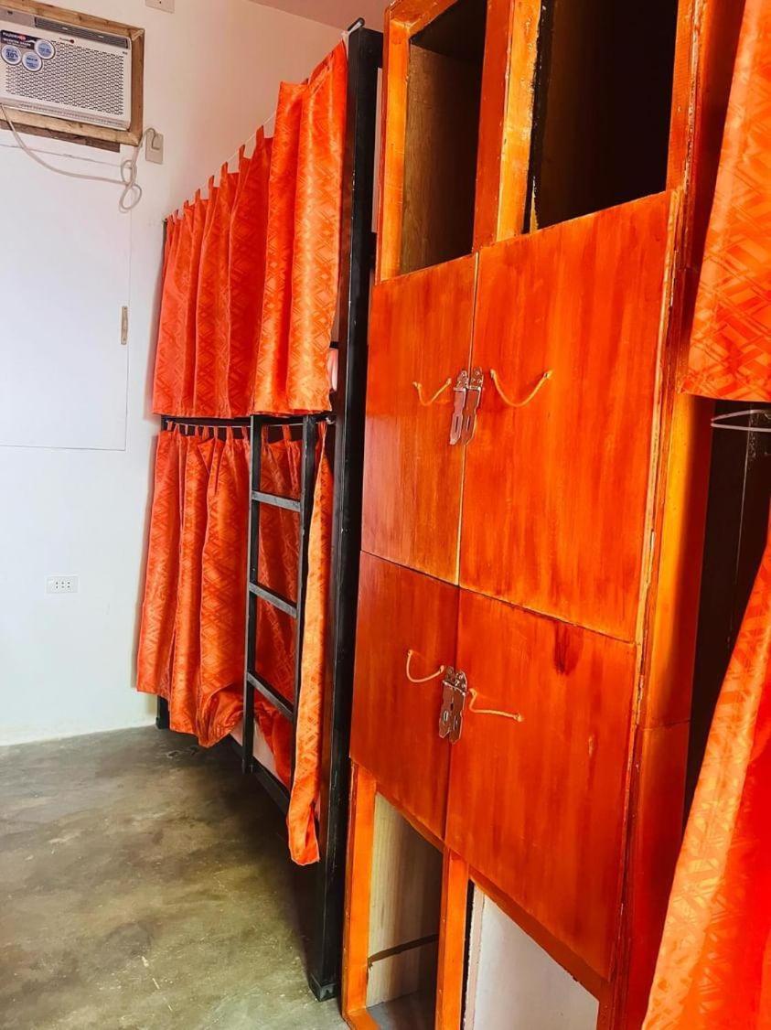Oia Beach Hostel - เอลนิโด ภายนอก รูปภาพ