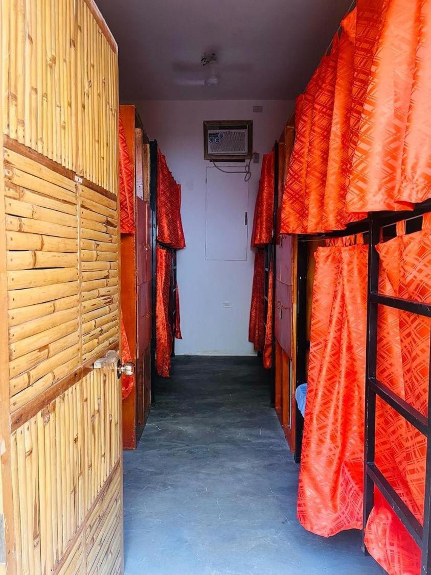 Oia Beach Hostel - เอลนิโด ภายนอก รูปภาพ
