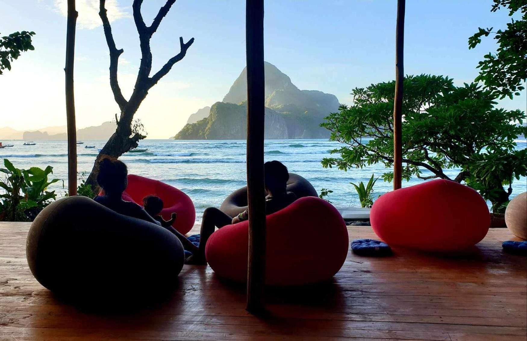 Oia Beach Hostel - เอลนิโด ภายนอก รูปภาพ